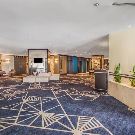 Le Meridien Park Atlantic